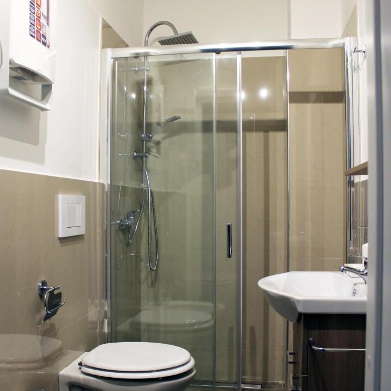 Stanze di Sofia - Camera Matrimoniale Standard con Bagno in Comune - 15