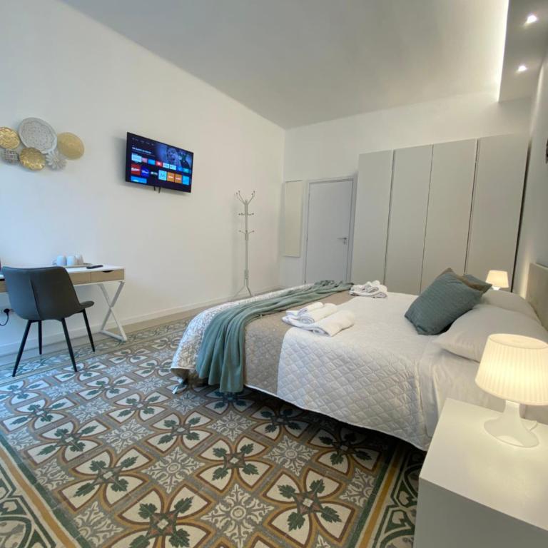 Conte Cavour - Appartamento con 2 Camere da Letto - 10