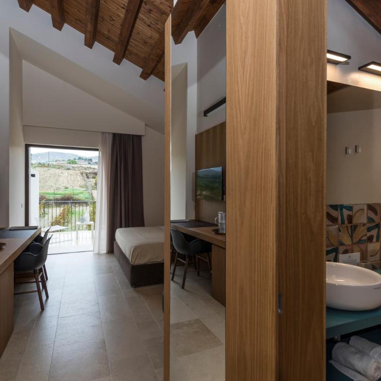 Borgo Giallonardo Wine Relais - Habitación Doble Superior - 17