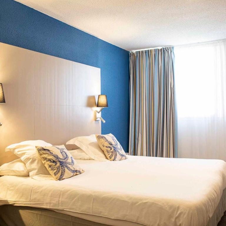 Hotel Port Marine - Chambre Double Confort - Côté Port - 2