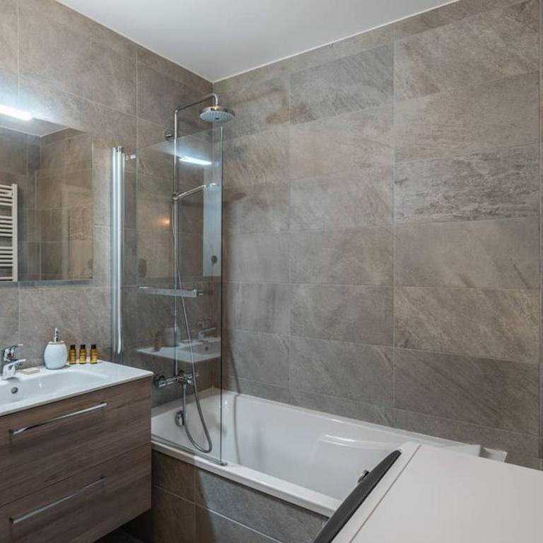 Apartment Châtel Les Freinets A202 -Châtel Multipass 2026 en Été offert par votre hôte - Apartamento de 3 dormitorios - 4