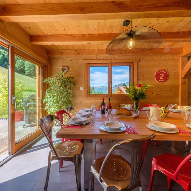 Chalets des Aravis Kitz et Buhel avec Jacuzzi 12 et 15 personnes - Chalet - 16