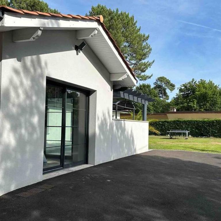 Maison du Lac avec Lagon, Spa de Nage, Jacuzzi - Villa - 44