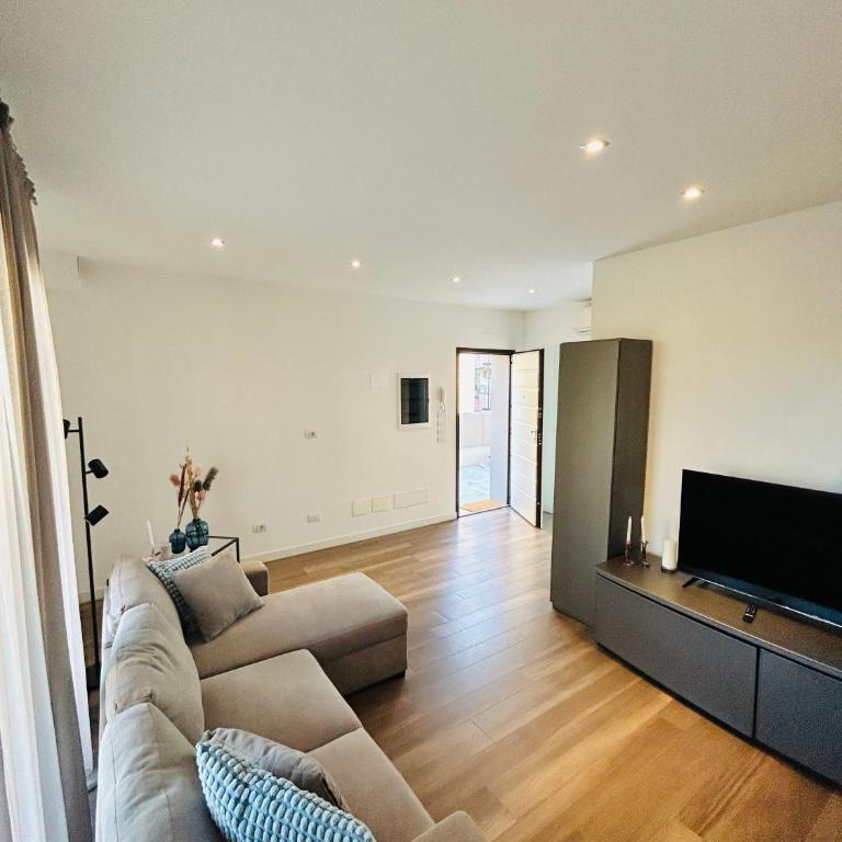 Menotti Attico-Flexrent Immobiliare Abissinia - Two-Bedroom Apartment - 5