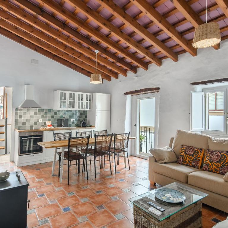 Buenavista 1920 by Ĥ - Centro Ayamonte ABHV400SP - Two-Bedroom Apartment - 1