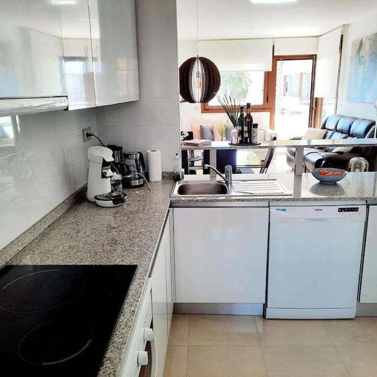 Privatunterkunft mit großer Poolanlage, Meerblick - Apartamento de 2 dormitorios - 8
