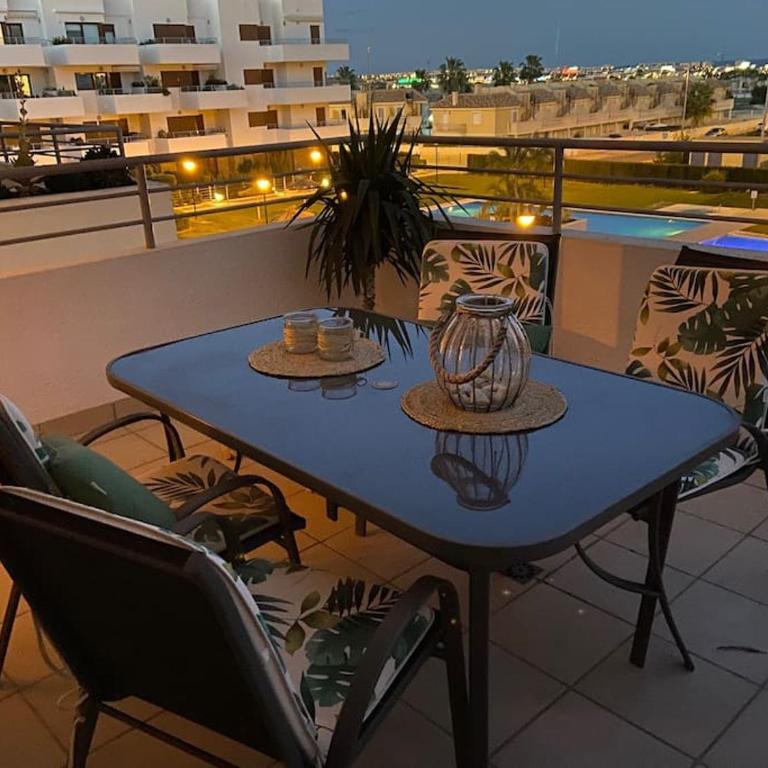 Privatunterkunft mit großer Poolanlage, Meerblick - Apartamento de 2 dormitorios - 10