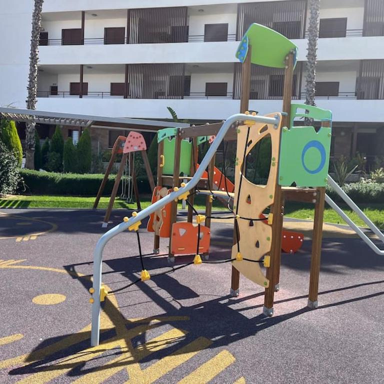 Privatunterkunft mit großer Poolanlage, Meerblick - Apartamento de 2 dormitorios - 13