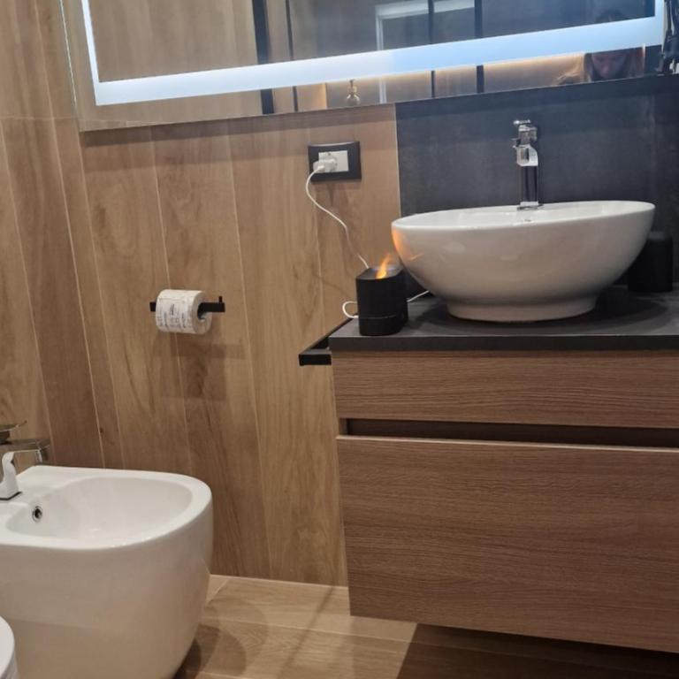 Living - Deluxe Twin Room - 6