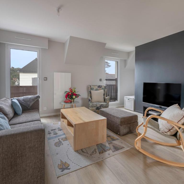 Triplex pour 12 - 400m de la plage des Libraires - Apartment - 12