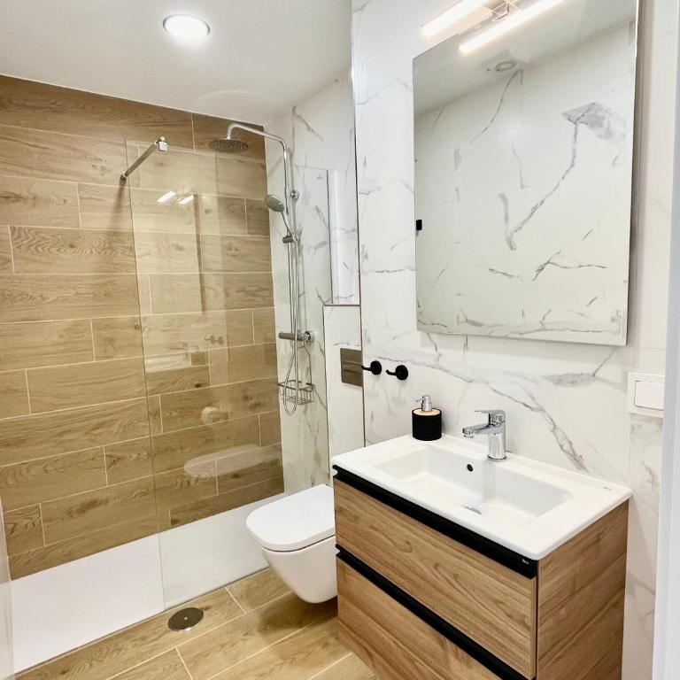 Perseo by Albir Proper Properties - One-Bedroom Apartment - 15
