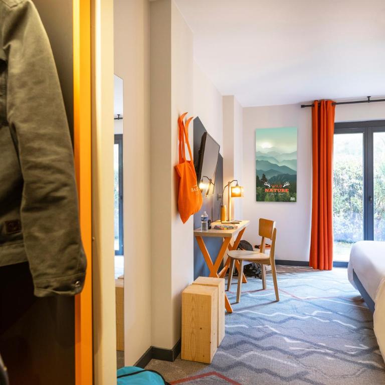 Hotel Base Camp Lodge - Albertville - Chambre Double ou Lits Jumeaux Deluxe – Vue sur Jardin - 9