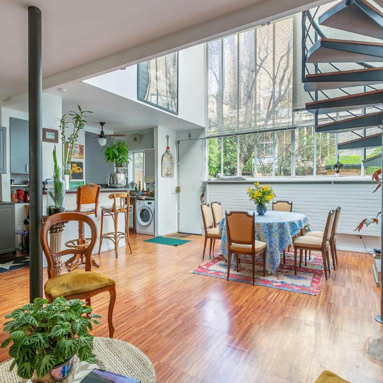 Gorgeous Home In Paris With Wifi - Maison de Vacances 2 Chambres - 2