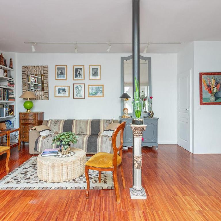Gorgeous Home In Paris With Wifi - Maison de Vacances 2 Chambres - 3