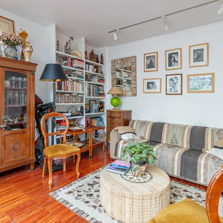 Gorgeous Home In Paris With Wifi - Maison de Vacances 2 Chambres - 10
