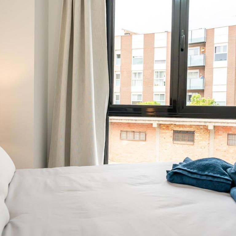 Modern Wave Escape apartment with private parking and rooftop pool BY NAMASTE ELITE - One-Bedroom Apartment - 26