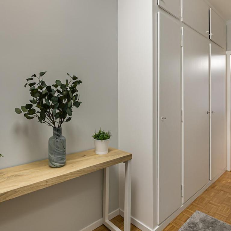 Richemont 7 - Self Check In by Homenhancement - Studio - 4