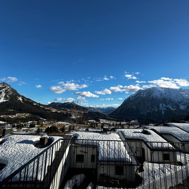 The Mountain Hideaway 211 by AA Holiday Homes SKI IN SKI Out Die Tauplitz - Appartement avec Vue sur la Montagne - 3