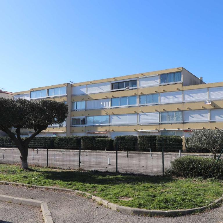 Studio Cabine 6 Pers. avec Terrasse, Loggia et Parking Privé à 2 Pas de la Plage - FR-1-307-234 - Studio - 13