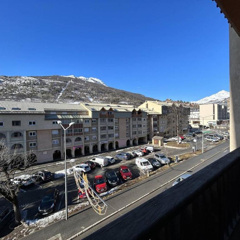 Appartement 3 pièces lumineux à Briançon avec parking - FR-1-330C-141 - Appartamento - 19