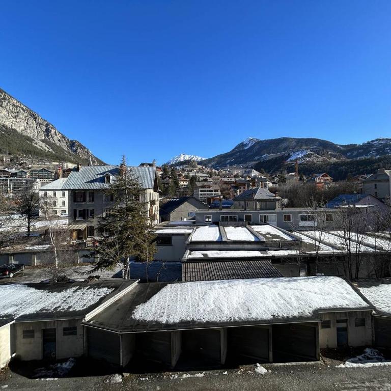 Appartement 3 pièces lumineux à Briançon avec parking - FR-1-330C-141 - Appartamento - 20