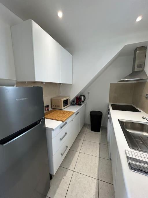 L'alberto-Appartement centre ville Beziers- Wifi -Balcon -Clim - Appartement 1 Chambre - 3