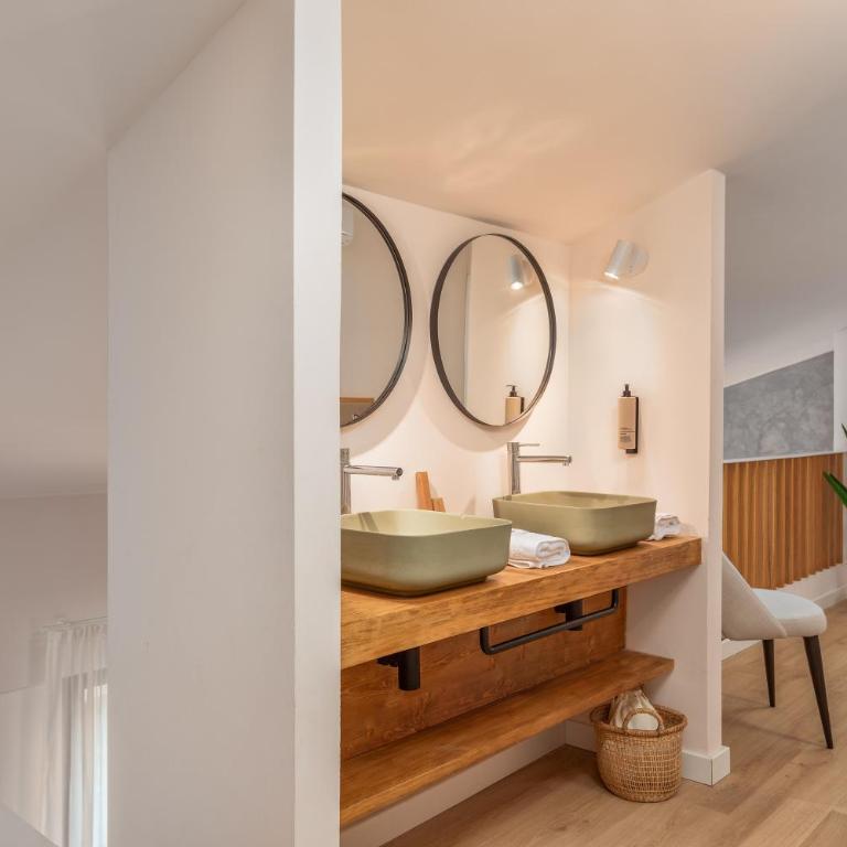 Marconia Boutique Residence - Three-Bedroom Apartment - 11
