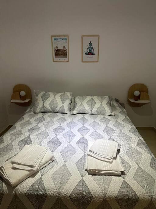 Cálido departamento de categoría en complejo con seguridad - Apartamento de 2 dormitorios - 5