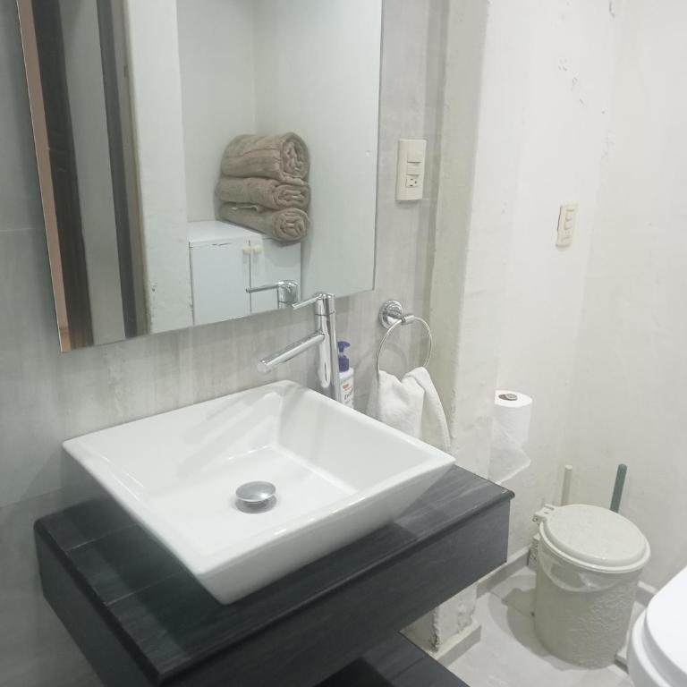 LA CASA DEL NARANJO - Two-Bedroom Apartment - 4