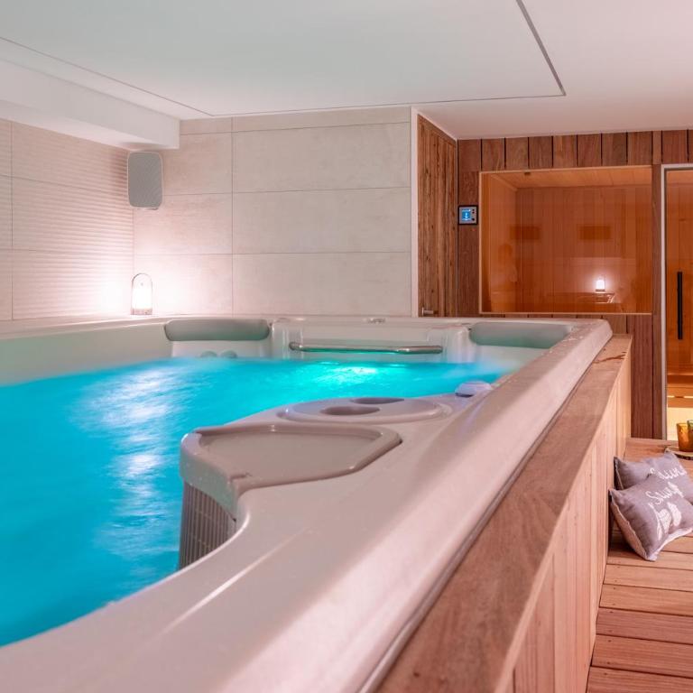 Chalet Seven Summits - Pool - Sauna - Jacuzzi - By Cozee Rentals - Chalet mit 3 Schlafzimmern - 5