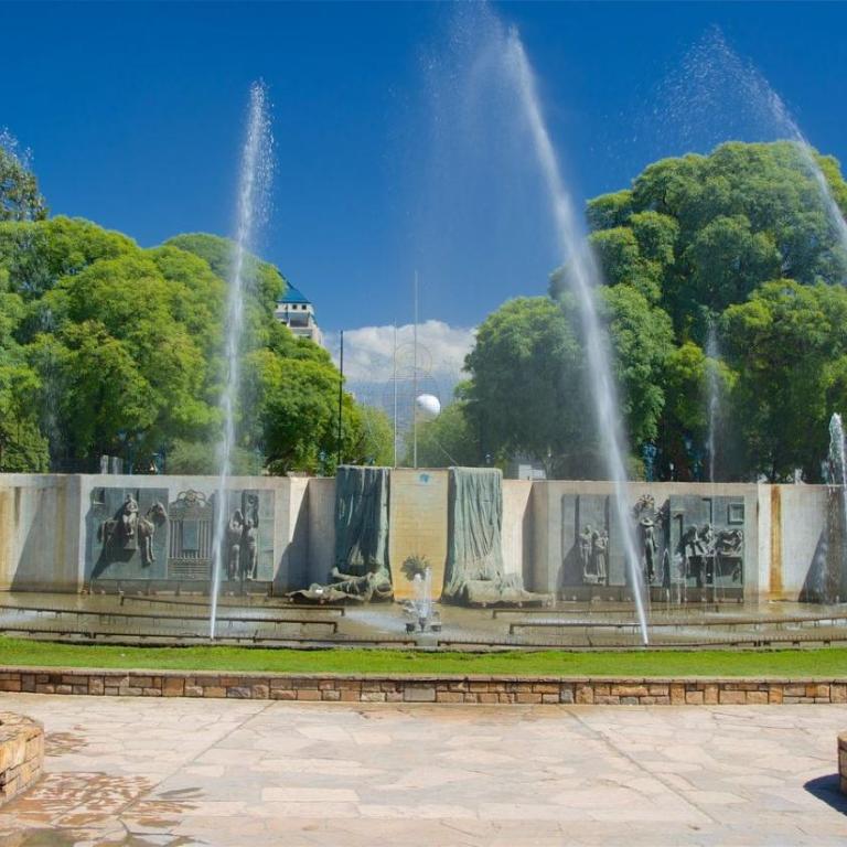 Departamento cómodo en pleno centro de Mendoza - Apartamento de 3 dormitorios - 23
