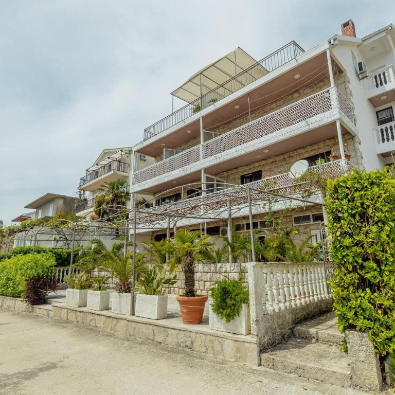Suberic Apartments - Studio with Terrace - 11