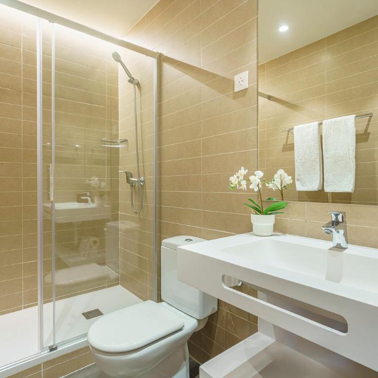 Fisa Rentals Ramblas Apartments - One-Bedroom Apartment - 24