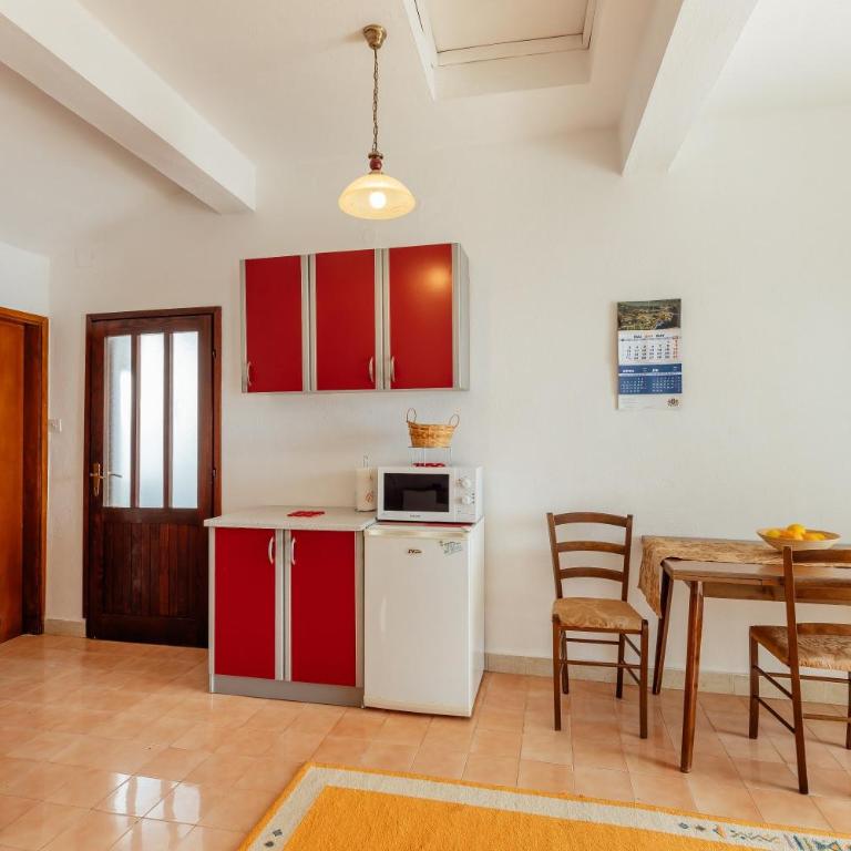 Suberic Apartments - Apartment with Terrace - 23