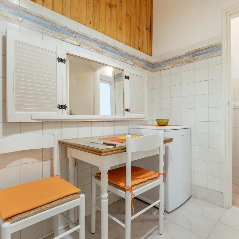 Suberic Apartments - Studio with Terrace - 18