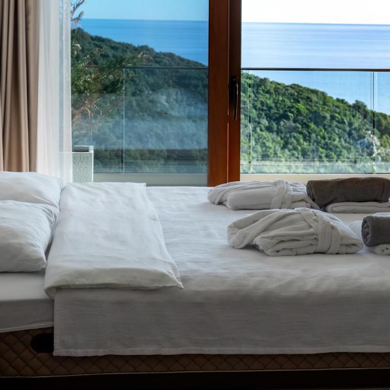 Villa Cape Montenegro on Cliffside - Villa - 11