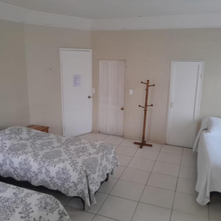 Hotel Palermo Quintero - Family Room - 7