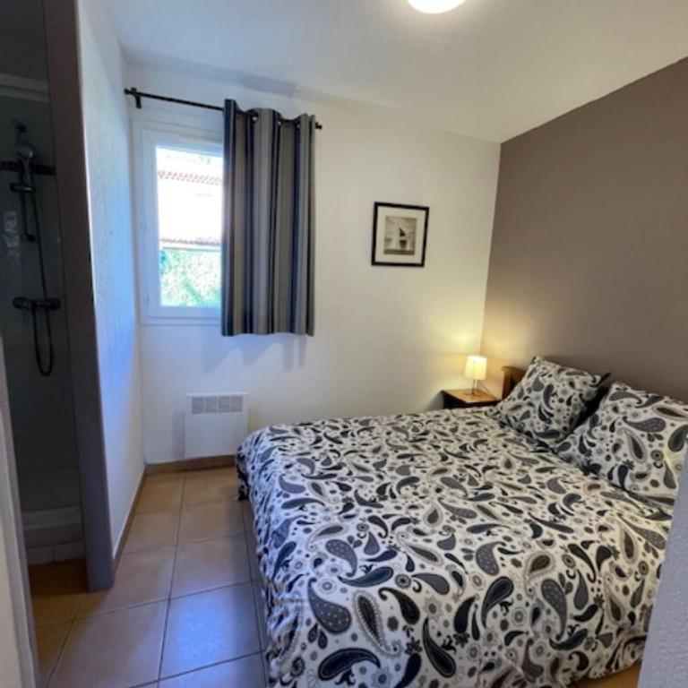Carro, proche de la mer, appartement 2 chambres - Three-Bedroom Apartment - 6