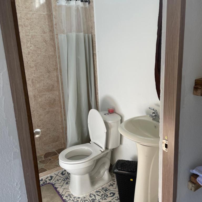 Hostal Los Arhuacos - Habitación Doble con baño privado - 1