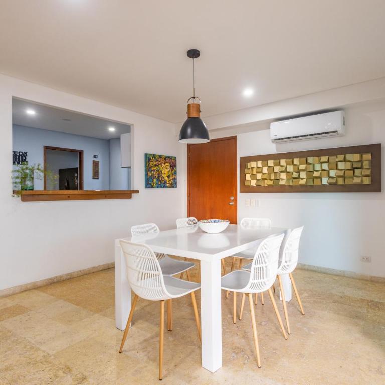 Luxury 3BR Apto. Salida a Playa Piscina Jacuzzi - Three-Bedroom Apartment - 30