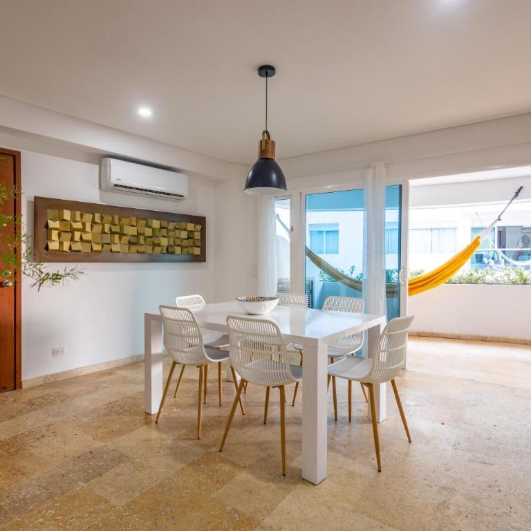 Luxury 3BR Apto. Salida a Playa Piscina Jacuzzi - Three-Bedroom Apartment - 7