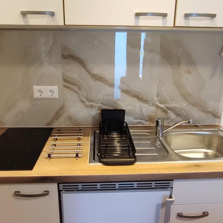 aNNa s Cozy Home with Private Forest, Canopy Terrace & Parking, near Red Bull Ring - Apartment mit 1 Schlafzimmer - 29