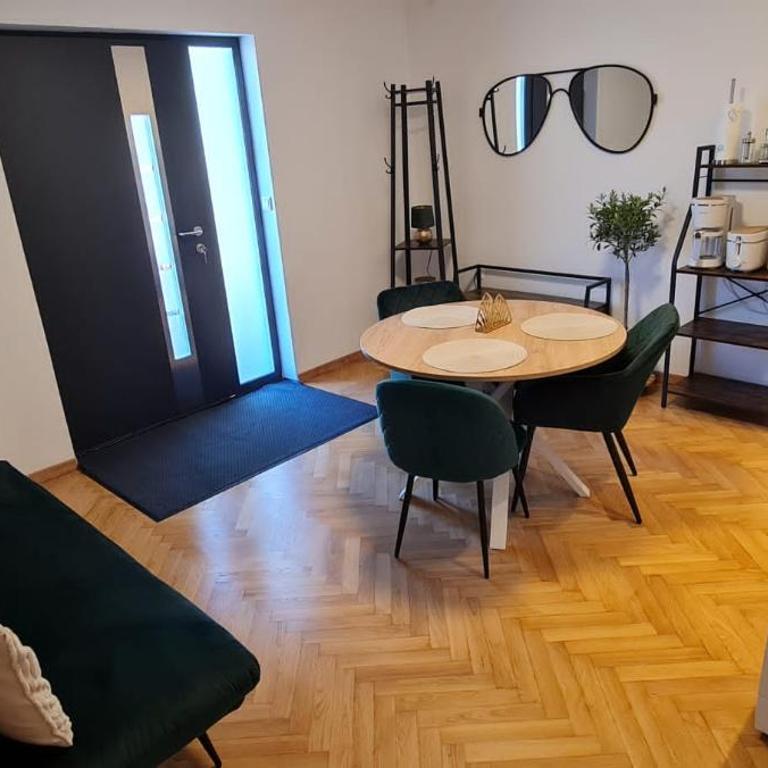 aNNa s Cozy Home with Private Forest, Canopy Terrace & Parking, near Red Bull Ring - Apartment mit 1 Schlafzimmer - 23