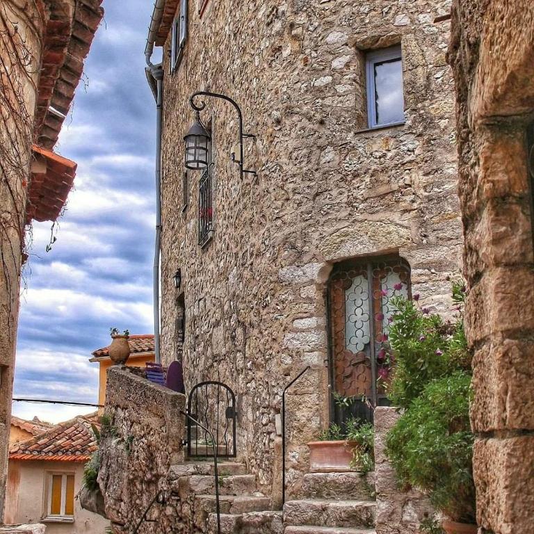 Maison de 6 pièces au coeur du village d'Eze - Vacation Home - 1