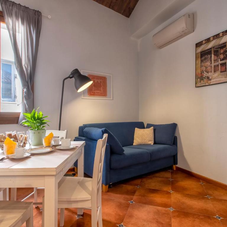 Sa Domo Apartments - One-Bedroom Apartment - Split Level - 7