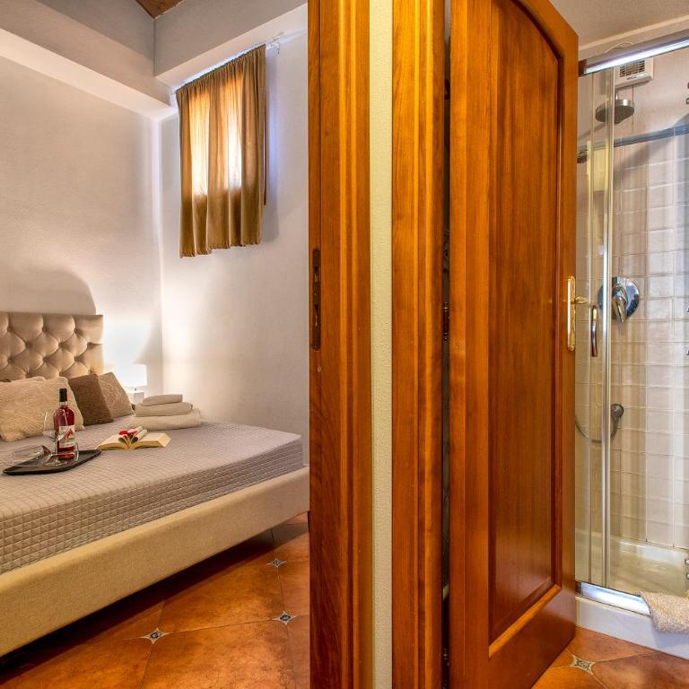 Sa Domo Apartments - One-Bedroom Apartment - Split Level - 10