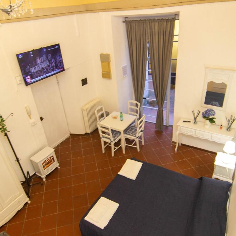 [Nel cuore di Pisa]monolocale in palazzo storico. - Appartamento con 2 Camere da Letto - 5