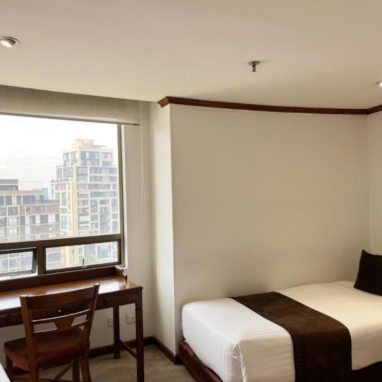 Hotel Bogotá Regency Usaquén - Suite Familiar Grand - 3