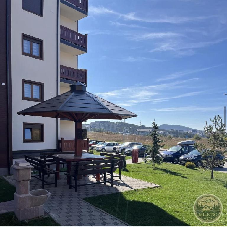 Lux Apartman Andjela - One-Bedroom Apartment - 12