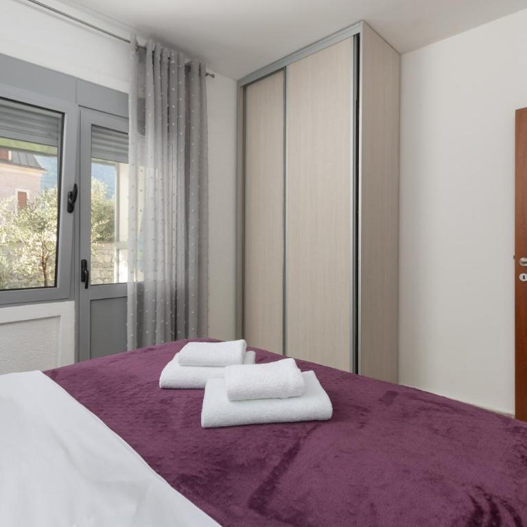 Ana's Place Near the Sea - Two-Bedroom Apartment - 8